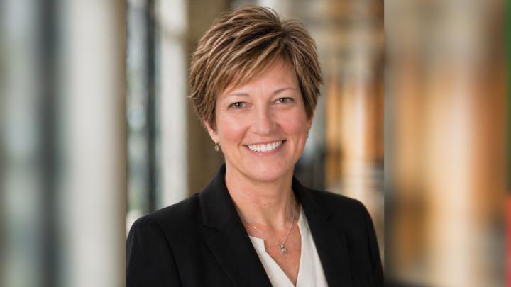 Tanya Beiswenger headshot photo